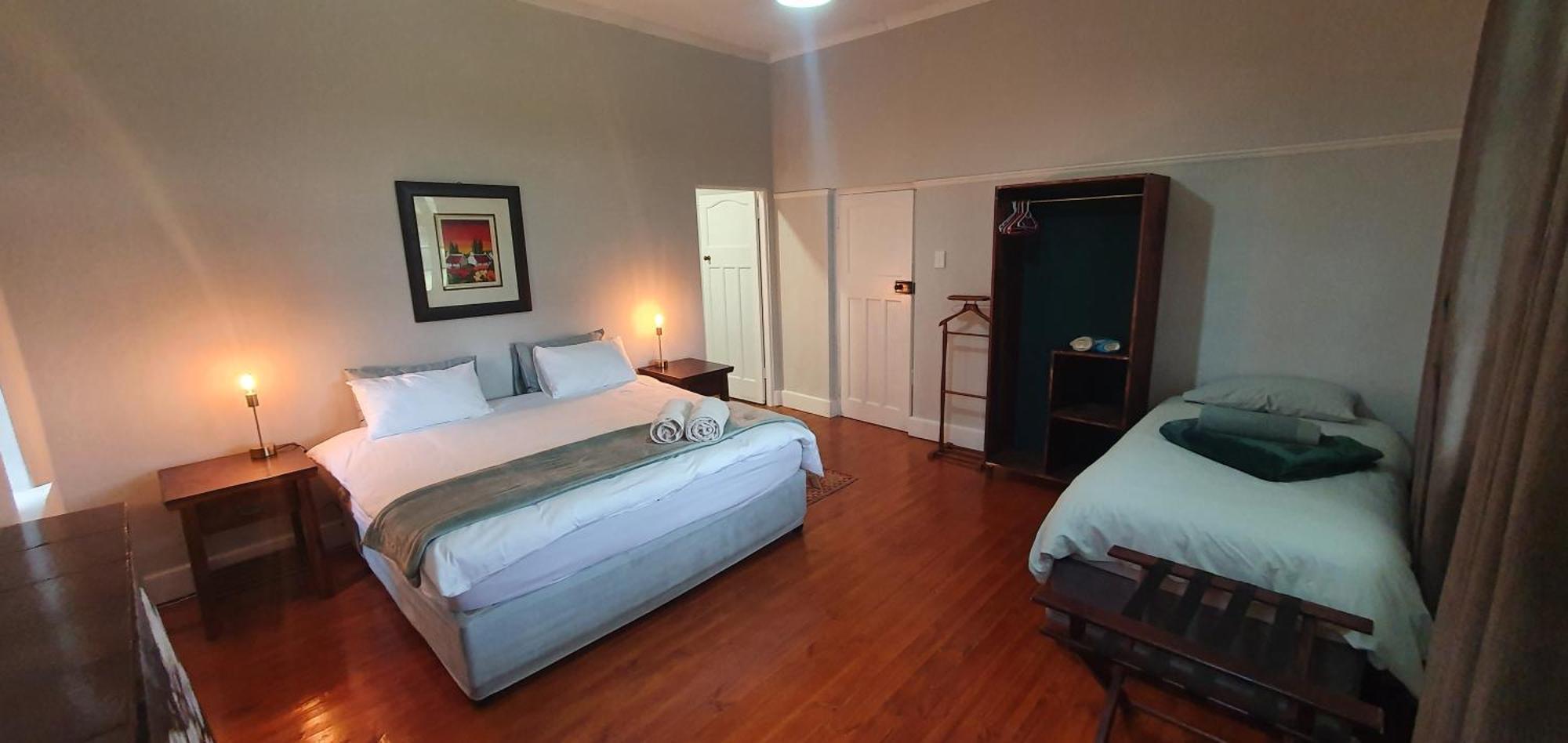 Villa Karoo Leeu Self Catering à Oudtshoorn Extérieur photo