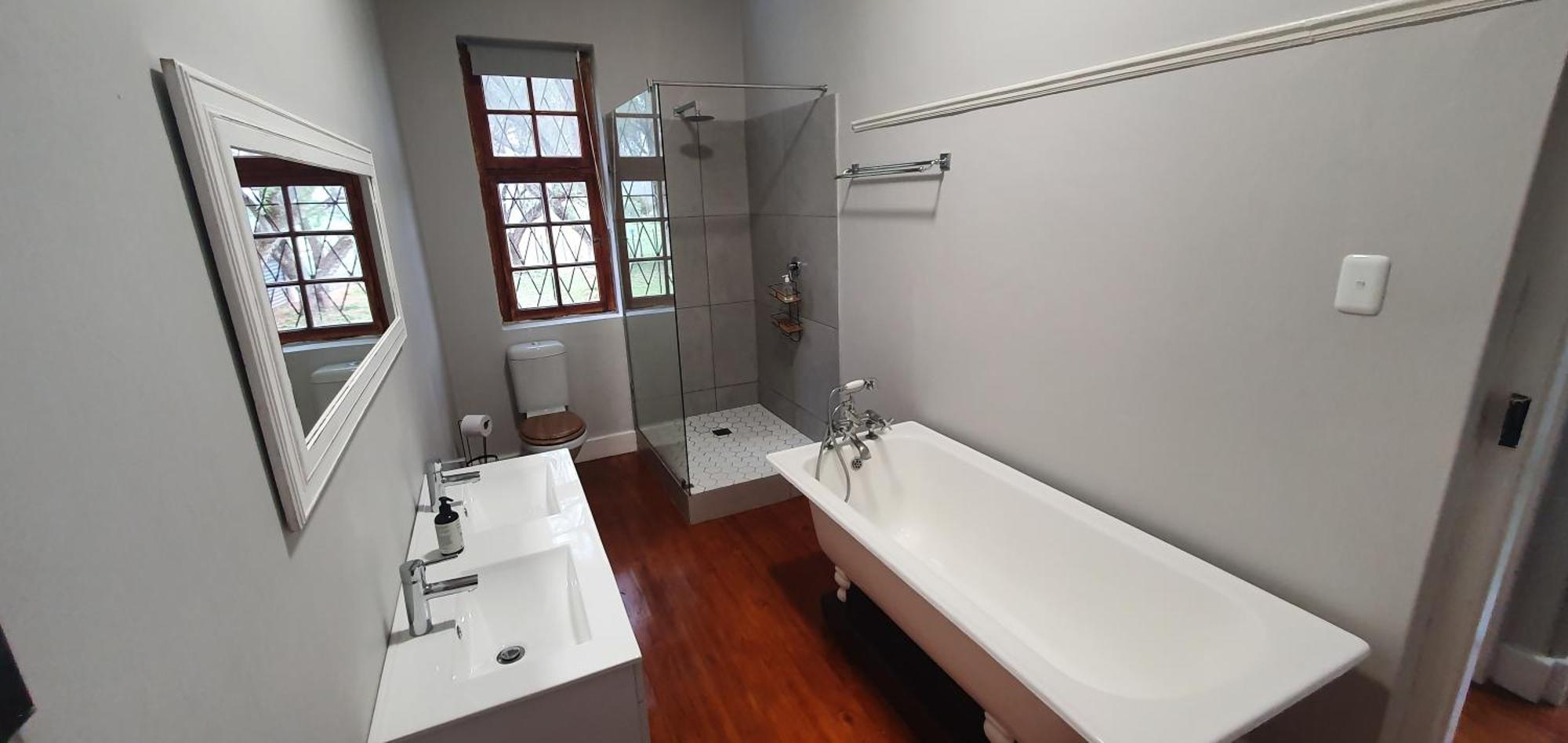 Villa Karoo Leeu Self Catering à Oudtshoorn Extérieur photo