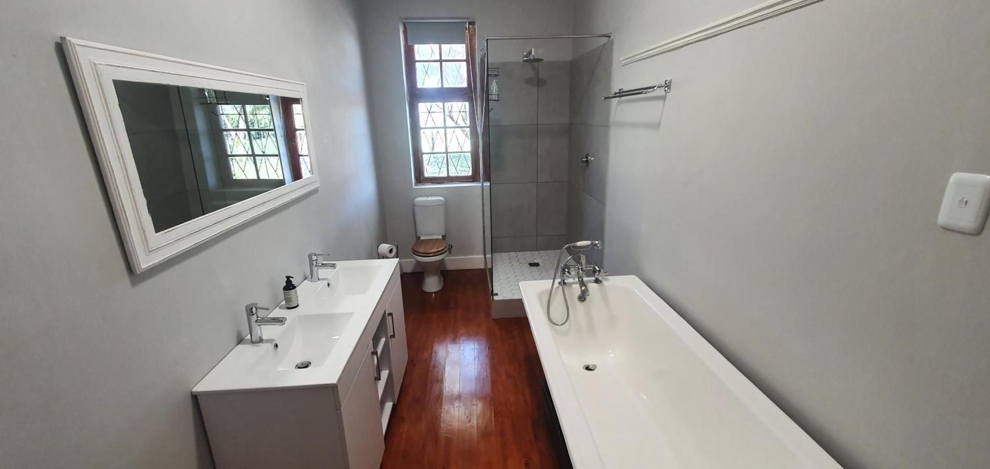 Villa Karoo Leeu Self Catering à Oudtshoorn Extérieur photo