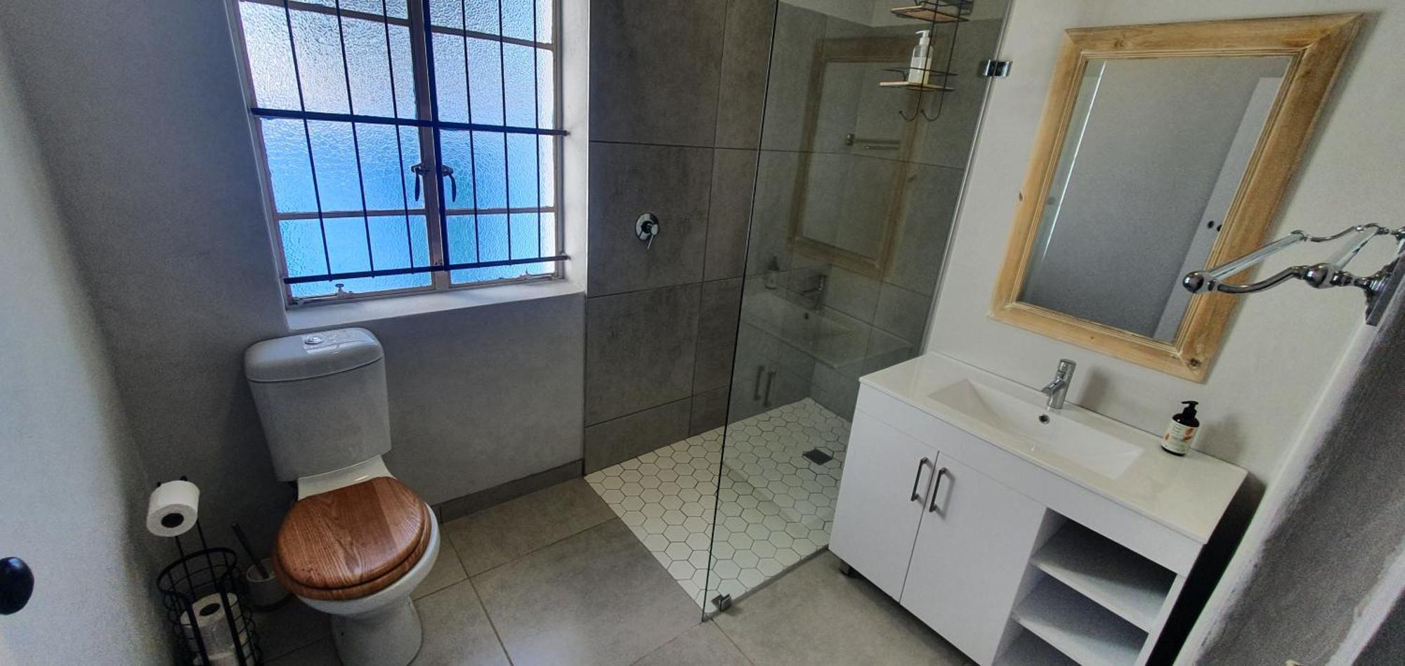 Villa Karoo Leeu Self Catering à Oudtshoorn Extérieur photo